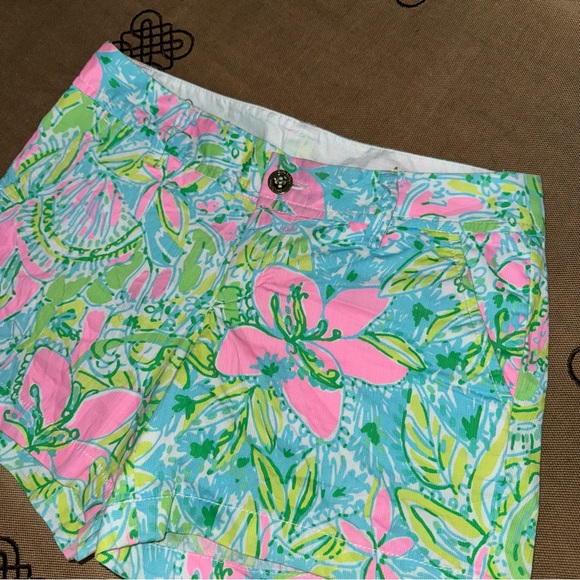 Lilly Pulitzer The Callahan Short Cotton Floral Green Pink Size 4 - Picture 4 of 13
